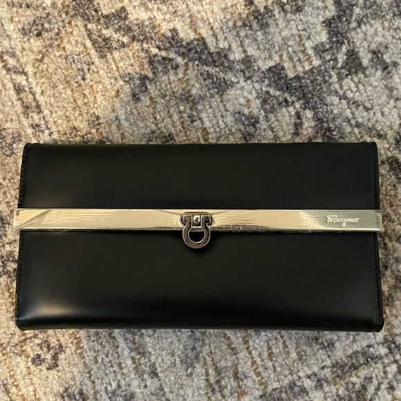 Salvatore Ferragamo‎ wallet NWOT